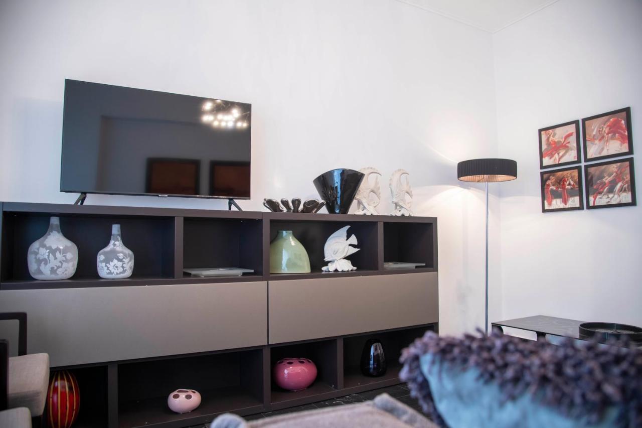 Konstantinos Stylish Brand New Apt In The Heart Of Athen Eksteriør billede